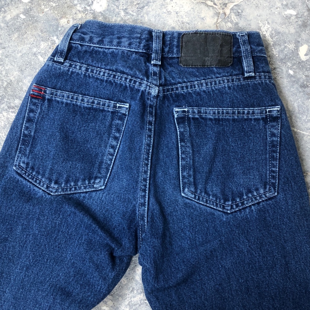 BDG High Waisted Straight Leg Cowboy Jean - Picture 4 of 6